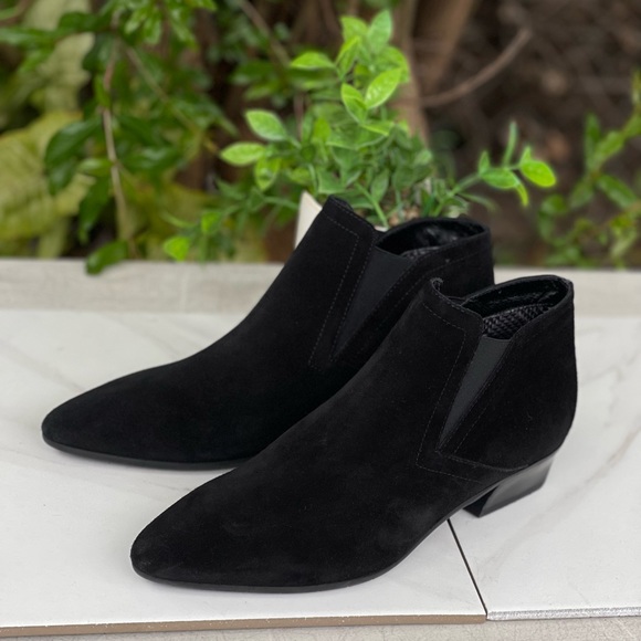 AQUATALIA FLOELLA Black Suede
Waterproof Ankle Boots Size 7 - Picture 10 of 10